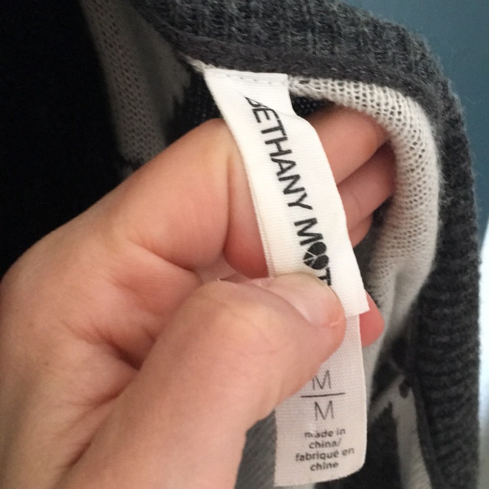 Cardigan - Picture 5 of 5